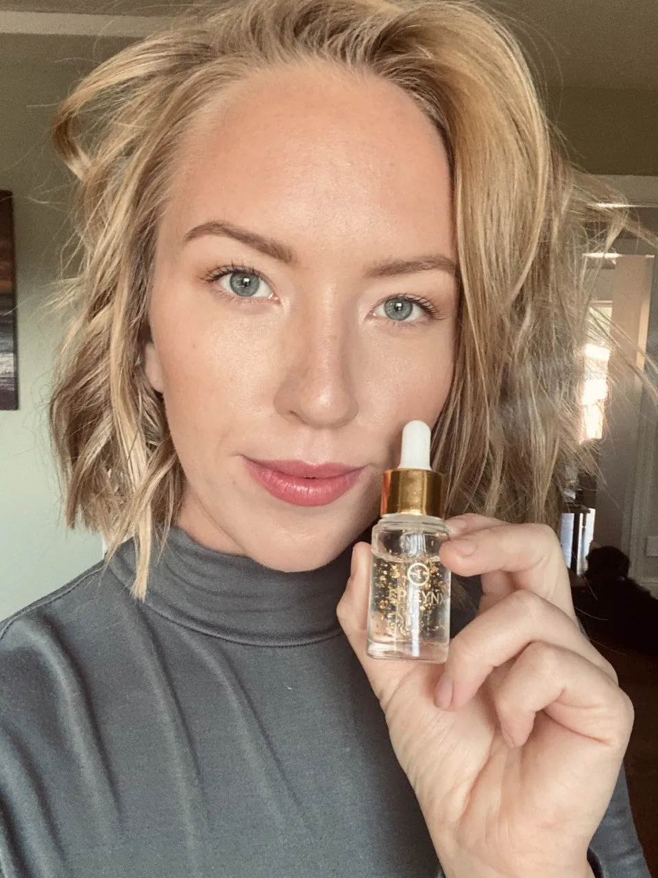 24 Karat Gold Illuminating Glow Serum