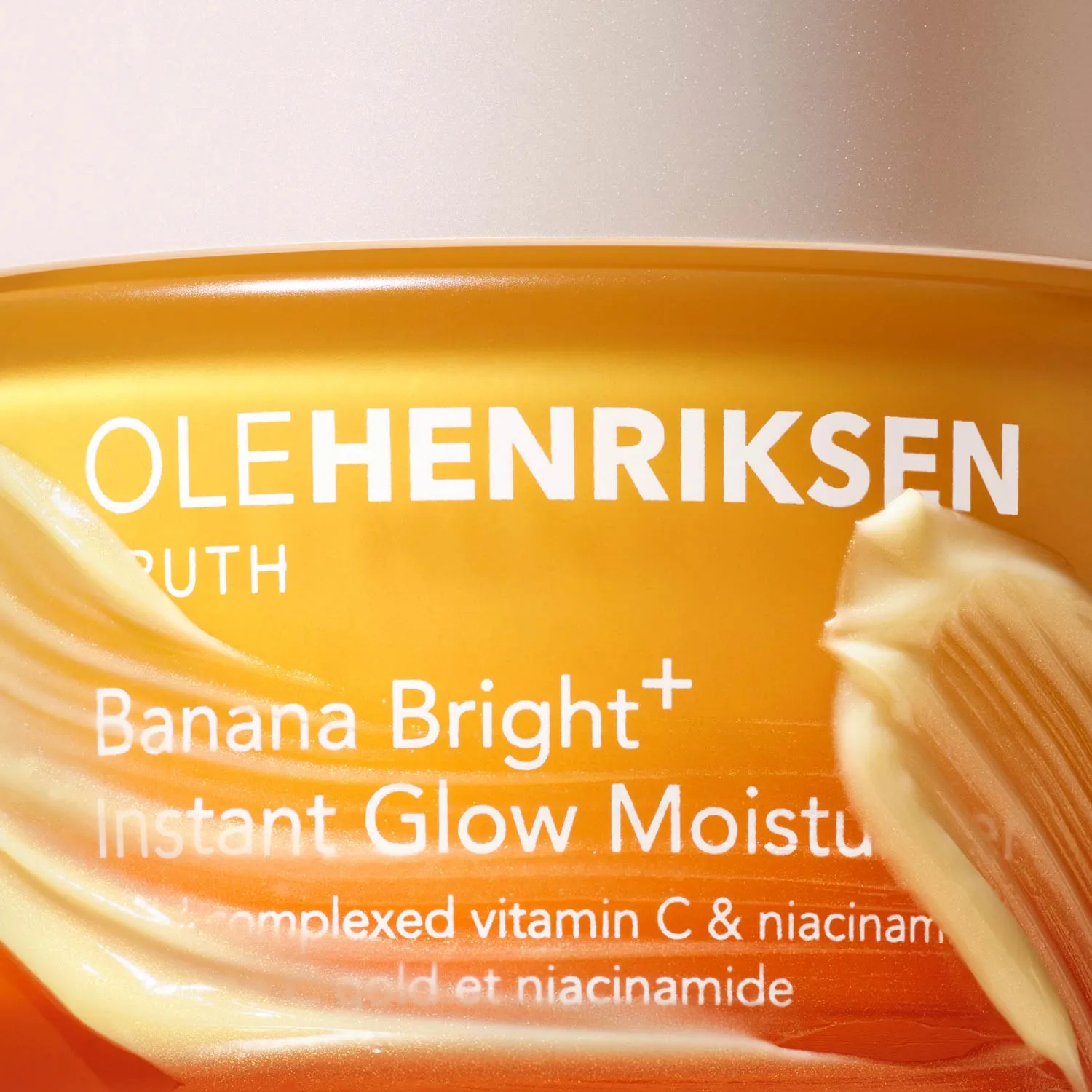 Banana Bright  Instant Glow Moisturizer