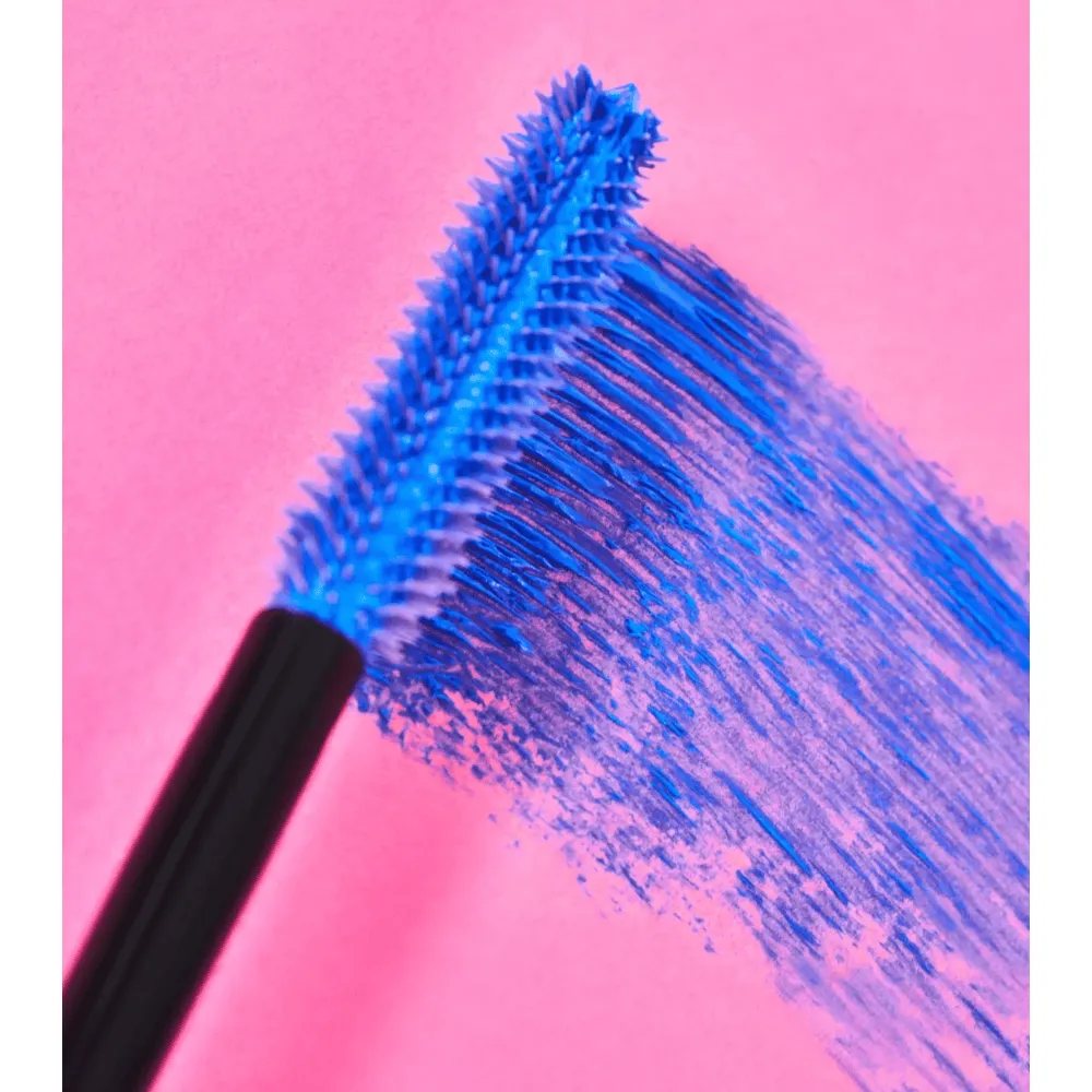 Essence I Love Extreme Blue Crazy Volume Mascara