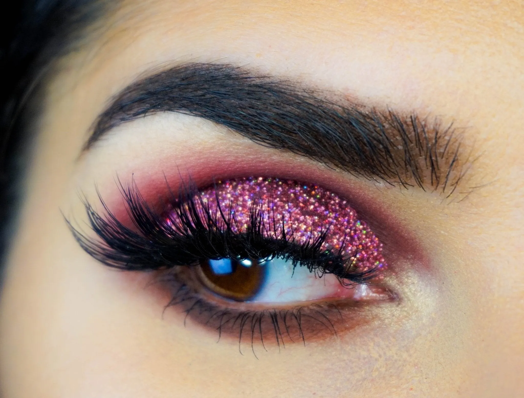 Glitter Eyeshadow Maroon