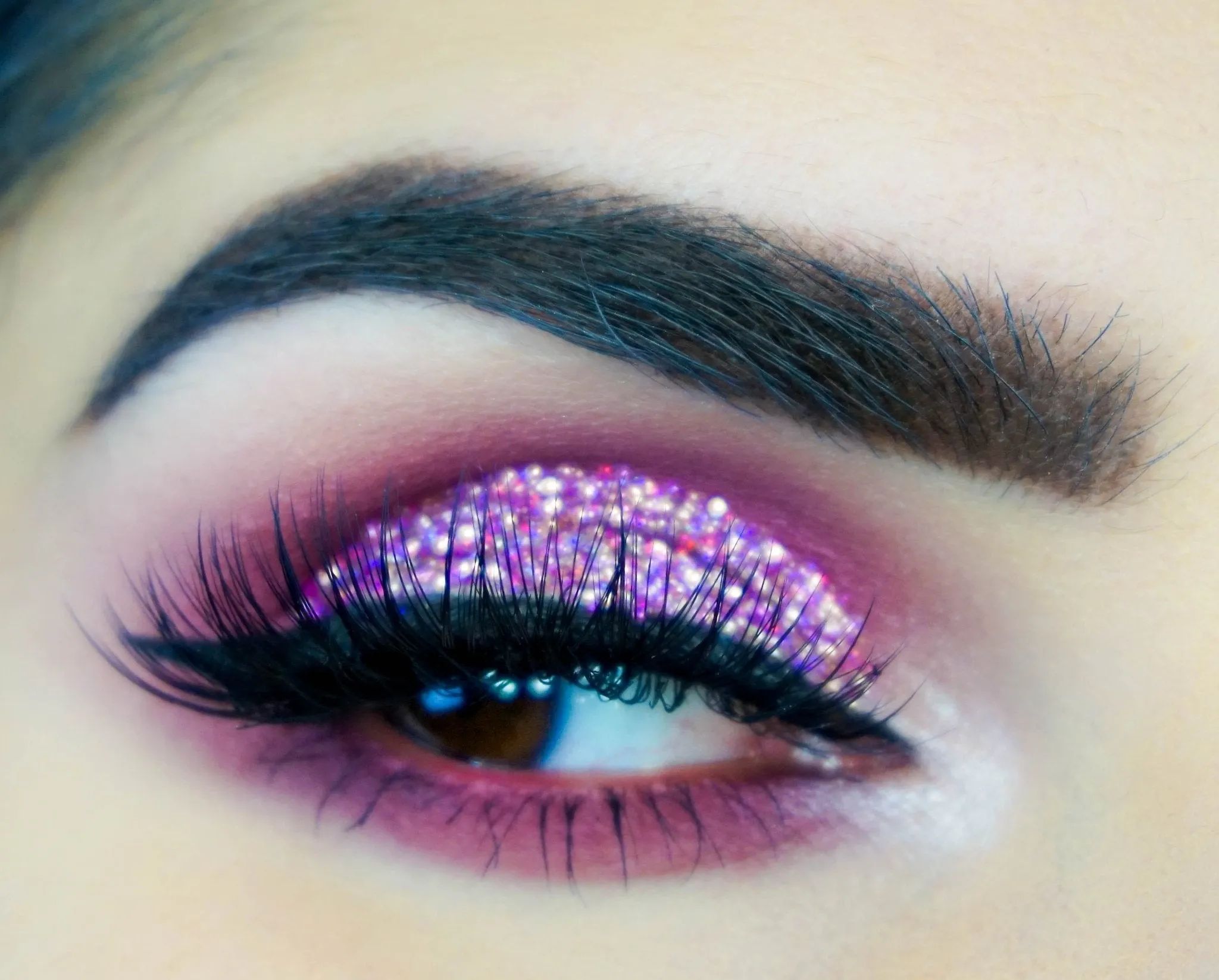 Glitter Eyeshadow Show Girl