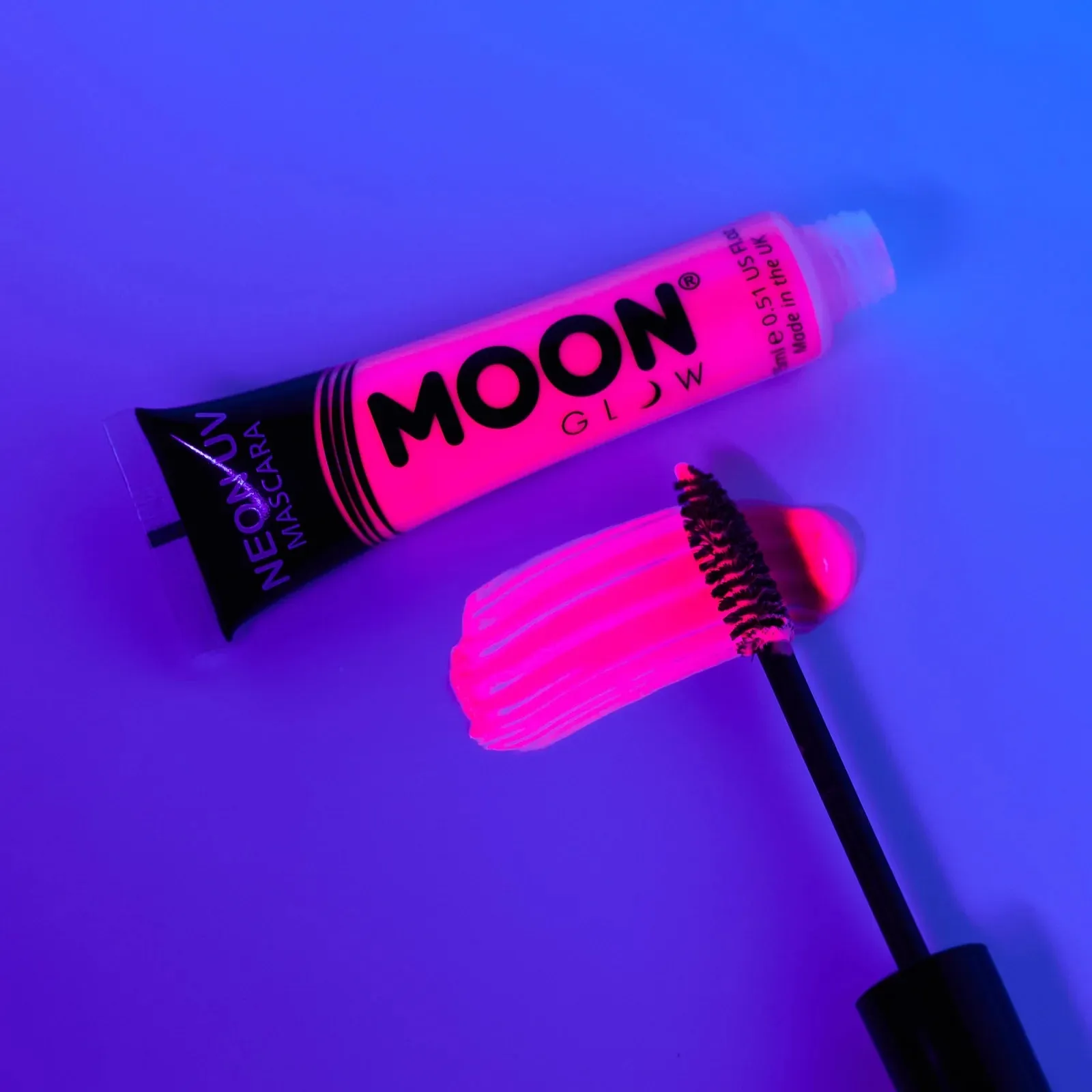 Intense Pink – Neon UV Mascara, 15mL