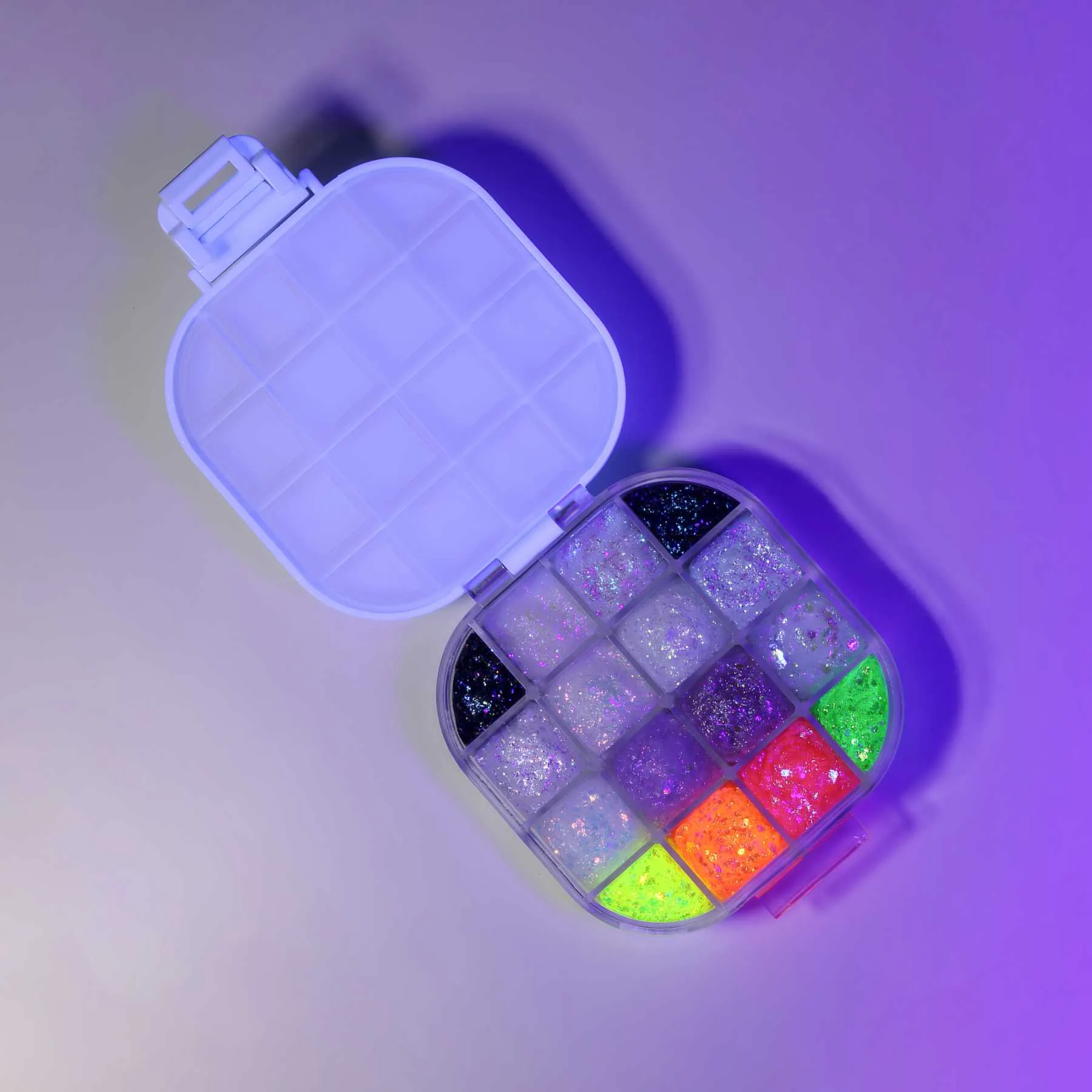 SPACECASE ILLUMINATING MINI PRO PALETTE