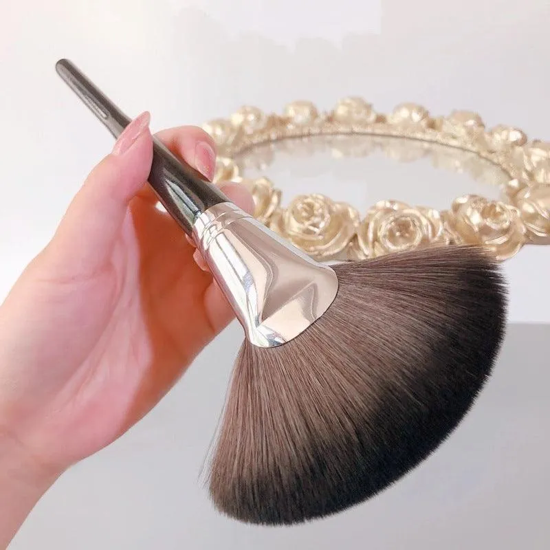 Travel Makeup Brush Collection