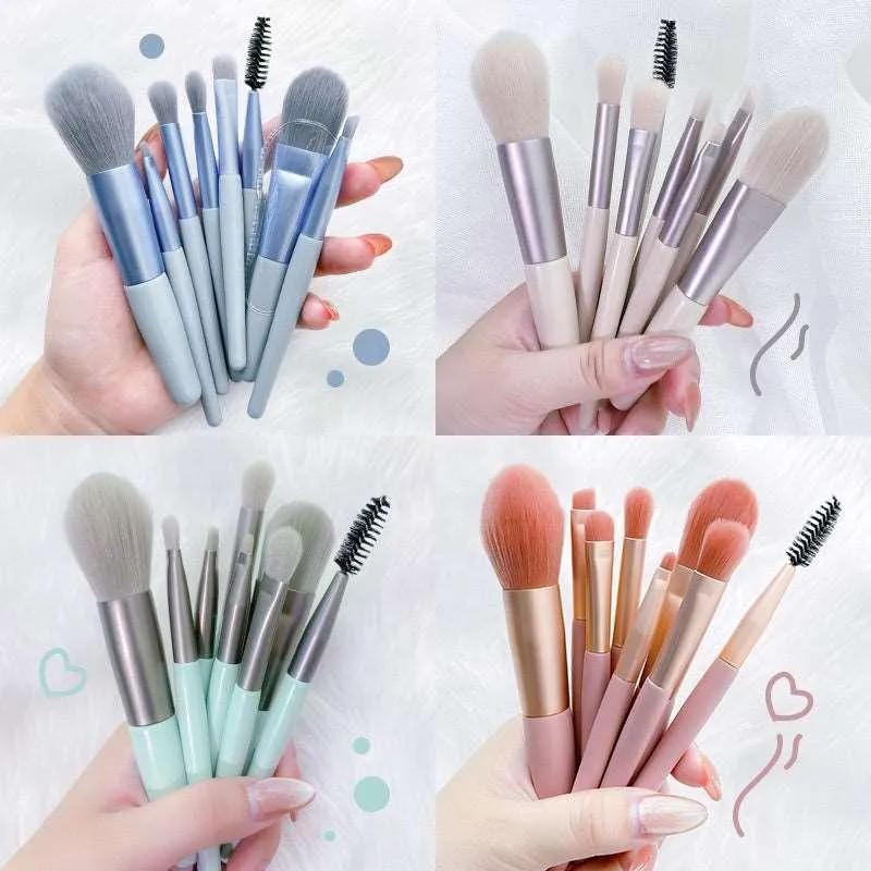 Travel Makeup Brush Collection